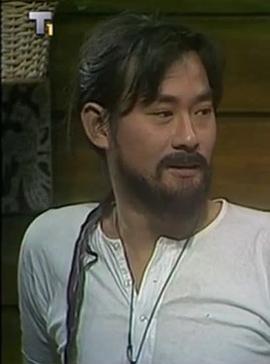 一屋兩夥三人行